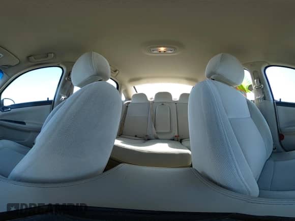 2009 Chevrolet Impala LT z VIN 2G1WT57N591221121, wystawiony jako IAAI lot #43326677 z przebiegiem 79 402 mil mil oraz . Historia ofert i sprzedaży dostępna na DreamBid. Obrazek 19.