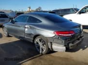✅ 2019 Mercedes-Benz C 300 • VIN: WDDWJ8DB8KF826229 • Lot: 41932314. Wystawiony na IAAI z przebiegiem 51 305 mil. Bezpłatny archiwum sprzedaży aukcyjnych z USA i szczegółowy raport historii pojazdu na DreamBid. Zdjęcie 3.