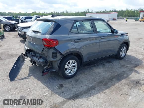 ✅ 2022 Hyundai Venue SE • VIN: KMHRB8A35NU163456 • Lot: 42323261. Listed on IAAI with 20,874 mi. Free auction sales archive from the USA and detailed vehicle history report at DreamBid. Image 4.