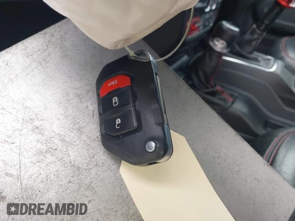 ✅ 2021 Jeep Gladiator Rubicon • VIN: 1C6JJTBG6ML622904 • Lot: 42167412. Wystawiony na IAAI z przebiegiem 21 889 mil. Bezpłatny archiwum sprzedaży aukcyjnych z USA i szczegółowy raport historii pojazdu na DreamBid. Zdjęcie 11.