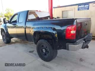 2011 Chevrolet Silverado 2500HD LT с VIN 1GC2KXCG5BZ408514, выставлен на аукционе IAAI как лот 43487102 с пробегом Не указан миль и . История ставок и продаж доступна на DreamBid. Изображение 3.