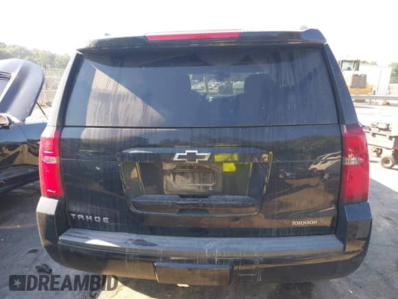 2018 Chevrolet Tahoe LT z VIN 1GNSKBKC8JR128657, wystawiony jako IAAI lot #43151589 z przebiegiem 157 909 mil mil oraz . Historia ofert i sprzedaży dostępna na DreamBid. Obrazek 16.