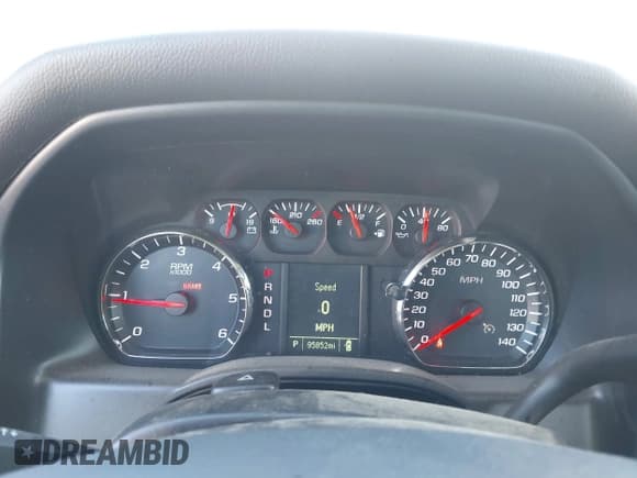 ✅ 2017 Chevrolet Silverado 1500 Work Truck • VIN: 1GCVKNEC4HZ404782 • Lot: 43338090. Wystawiony na IAAI z przebiegiem 95 852 mil. Bezpłatny archiwum sprzedaży aukcyjnych z USA i szczegółowy raport historii pojazdu na DreamBid. Zdjęcie 7.