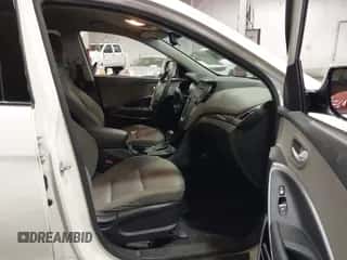 2016 Hyundai Santa Fe SE with VIN KM8SMDHF9GU155898, listed as a IAAI auction lot 43057402 with 118,444 mi miles and . Bid and sale history available at DreamBid. Image 5.