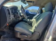 ✅ 2015 Ram 1500 Tradesman • VIN: 1C6RR7KM1FS586945 • Lot: 89481985. Wystawiony na Copart z przebiegiem 167 685 mil. Bezpłatny archiwum sprzedaży aukcyjnych z USA i szczegółowy raport historii pojazdu na DreamBid. Zdjęcie 7.