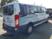 ✅ 2017 Ford Transit XL • VIN: 1FBZX2ZM8HKA10722 • Lot: 42993074. Wystawiony na IAAI z przebiegiem 150 411 mil. Bezpłatny archiwum sprzedaży aukcyjnych z USA i szczegółowy raport historii pojazdu na DreamBid. Zdjęcie 4.