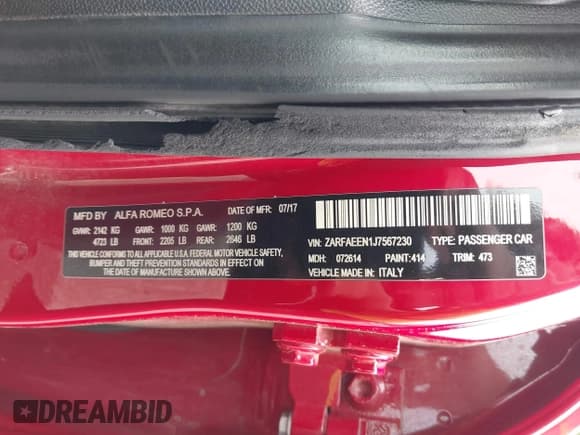 ✅ 2018 Alfa Romeo Giulia Ti Sport • VIN: ZARFAEEN1J7567230 • Lot: 42557668. Listed on IAAI with 54,363 mi. Free auction sales archive from the USA and detailed vehicle history report at DreamBid. Image 9.