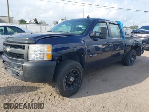 2009 Chevrolet Silverado 1500 LS with VIN 2GCEK13C591128506, listed as a IAAI auction lot 42728918 with 153,766 mi miles and . Bid and sale history available at DreamBid. Image 2.