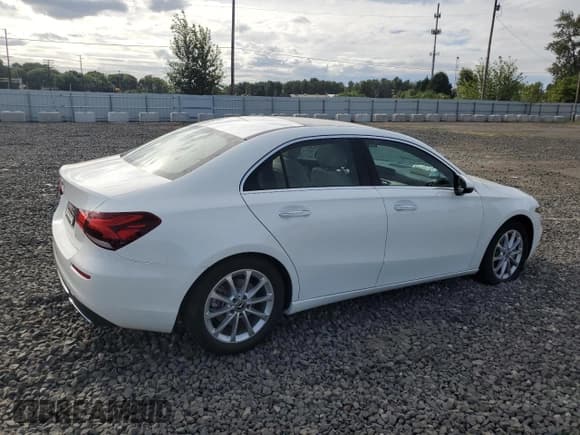 ✅ 2019 Mercedes-Benz A 220 • VIN: WDD3G4EB1KW025277 • Lot: 68977005. Listed on Copart with 37,067 mi. Free auction sales archive from the USA and detailed vehicle history report at DreamBid. Image 3.