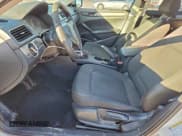 ✅ 2013 Volkswagen Passat S • VIN: 1VWAH7A39DC050041 • Лот: 93972095. Опубликован ранее на Copart с пробегом 365 455 миль. Бесплатный доступ к архиву аукционных продаж из США и подробный отчёт об истории автомобиля на DreamBid. Изображение 7.