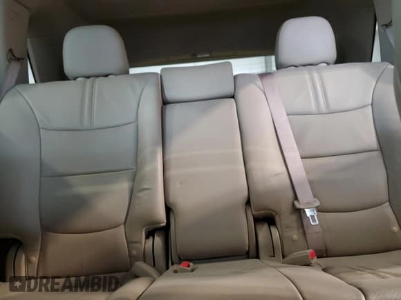 ✅ 2013 Kia Sorento EX • VIN: 5XYKUDA2XDG387757 • Лот: 86151285. Опубликован ранее на Copart с пробегом 168 835 миль. Бесплатный доступ к архиву аукционных продаж из США и подробный отчёт об истории автомобиля на DreamBid. Изображение 10.