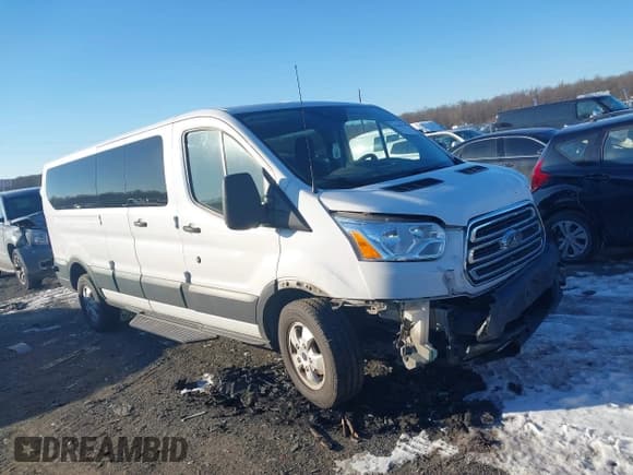 ✅ 2018 Ford Transit XL • VIN: 1FBZX2ZG1JKA16216 • Lot: 41306758. Listed on IAAI with 215,418 mi. Free auction sales archive from the USA and detailed vehicle history report at DreamBid. Image 13.