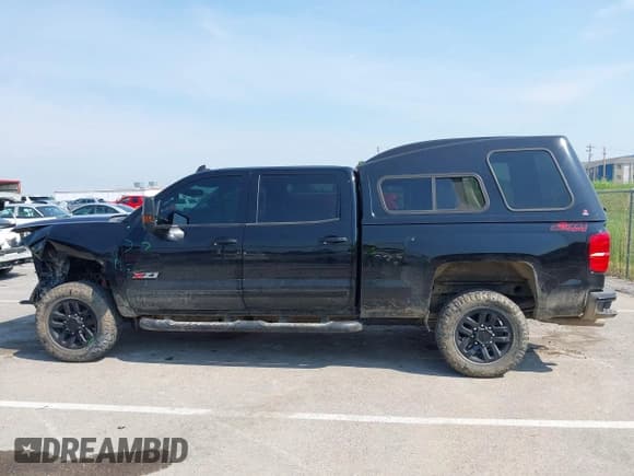 ✅ 2019 Chevrolet Silverado 2500HD LT • VIN: 1GC1KSEG0KF198997 • Lot: 42929829. Listed on IAAI with 40,917 mi. Free auction sales archive from the USA and detailed vehicle history report at DreamBid. Image 15.