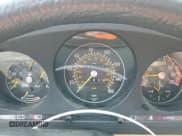 ✅ 1984 Mercedes-Benz 380 SL • VIN: WDBBA45A2EA009085 • Lot: 50728845. Listed on Copart with 191,112 mi. Free auction sales archive from the USA and detailed vehicle history report at DreamBid. Image 9.