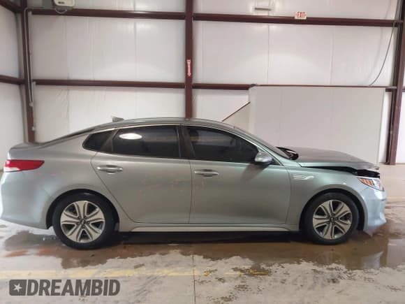 ✅ 2017 Kia Optima EX • VIN: KNAGU4LE8H5013821 • Лот: 42916569. Опубликован ранее на IAAI с пробегом 113 793 миль. Бесплатный доступ к архиву аукционных продаж из США и подробный отчёт об истории автомобиля на DreamBid. Изображение 13.