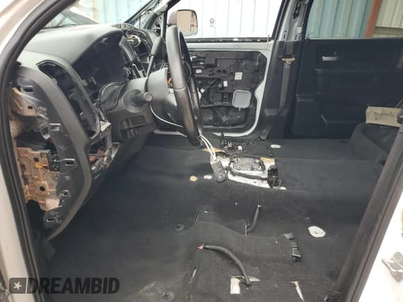 ✅ 2019 Ram 3500 Tradesman • VIN: 3C63RRGL5KG552820 • Lot: 71067775. Listed on Copart with Not provided. Free auction sales archive from the USA and detailed vehicle history report at DreamBid. Image 7.