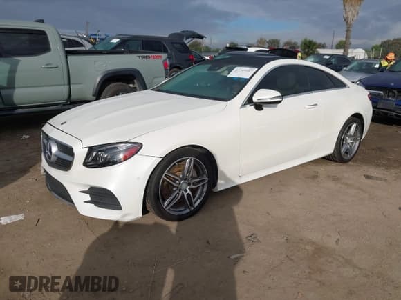 ✅ 2018 Mercedes-Benz E 400 • VIN: WDD1J6FB0JF062659 • Lot: 43749567. Listed on IAAI with 74,791 mi. Free auction sales archive from the USA and detailed vehicle history report at DreamBid. Image 17.