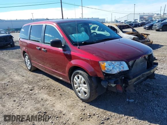 ✅ 2019 Dodge Grand Caravan SE Plus • VIN: 2C4RDGBG1KR559189 • Lot: 43447684. Wystawiony na IAAI z przebiegiem 115 165 mil. Bezpłatny archiwum sprzedaży aukcyjnych z USA i szczegółowy raport historii pojazdu na DreamBid. Zdjęcie 1.