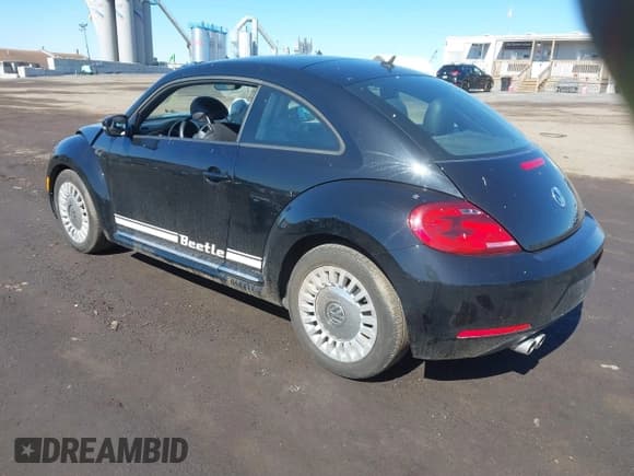 ✅ 2013 Volkswagen Beetle Fender Edition • VIN: 3VWJP7AT8DM685155 • Lot: 41815170. Listed on IAAI with 49,901 mi. Free auction sales archive from the USA and detailed vehicle history report at DreamBid. Image 3.