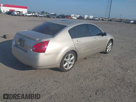 ✅ 2004 Nissan Maxima SL • VIN: 1N4BA41E34C892651 • Lot: 42830628. Listed on IAAI with 90,984 mi. Free auction sales archive from the USA and detailed vehicle history report at DreamBid. Image 4.