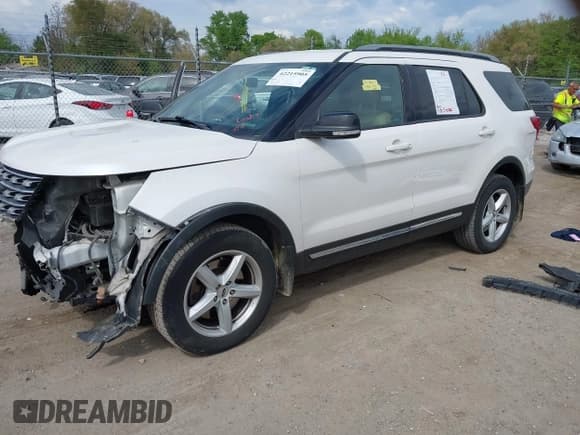 ✅ 2017 Ford Explorer XLT • VIN: 1FM5K8DH5HGB79150 • Лот: 42215905. Опубликован ранее на IAAI с пробегом 191 043 миль. Бесплатный доступ к архиву аукционных продаж из США и подробный отчёт об истории автомобиля на DreamBid. Изображение 2.