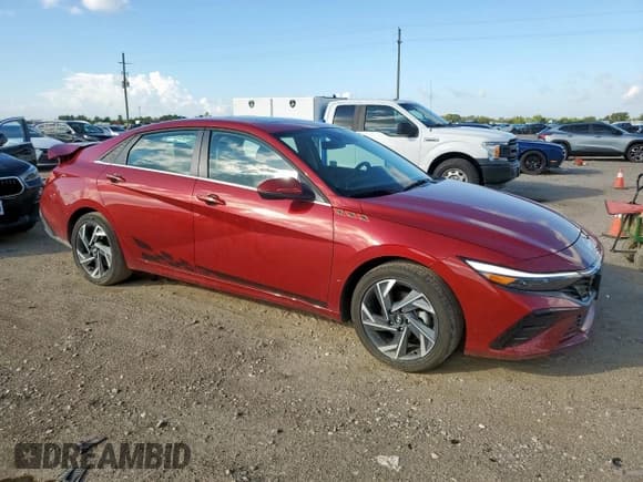 ✅ 2025 Hyundai Elantra Limited • VIN: KMHLP4DG9SU959380 • Lot: 81233345. Wystawiony na Copart z przebiegiem 19 534 mil. Bezpłatny archiwum sprzedaży aukcyjnych z USA i szczegółowy raport historii pojazdu na DreamBid. Zdjęcie 4.