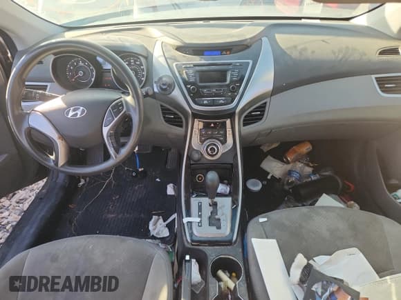 ✅ 2013 Hyundai Elantra Limited • VIN: 5NPDH4AE2DH421870 • Lot: 68691135. Listed on Copart with 173,236 mi. Free auction sales archive from the USA and detailed vehicle history report at DreamBid. Image 8.