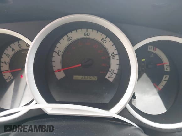 ✅ 2013 Toyota Tacoma • VIN: 5TFTX4CN5DX033256 • Лот: 42863048. Опубликован ранее на IAAI с пробегом 259 024 миль. Бесплатный доступ к архиву аукционных продаж из США и подробный отчёт об истории автомобиля на DreamBid. Изображение 7.