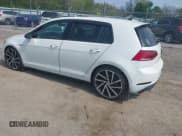 ✅ 2018 Volkswagen Golf R • VIN: WVWWF7AU3JW145244 • Lot: 42134417. Wystawiony na IAAI z przebiegiem 71 832 mil. Bezpłatny archiwum sprzedaży aukcyjnych z USA i szczegółowy raport historii pojazdu na DreamBid. Zdjęcie 3.