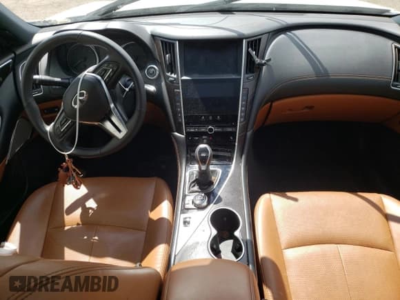 ✅ 2021 Infiniti Q50 Signature Edition • VIN: JN1EV7CR5MM755866 • Lot: 53243505. Wystawiony na Copart z przebiegiem Nie podano. Bezpłatny archiwum sprzedaży aukcyjnych z USA i szczegółowy raport historii pojazdu na DreamBid. Zdjęcie 8.