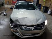 ✅ 2009 Volkswagen CC 4Motion • VIN: WVWGU73C79E535781 • Лот: 84482454. Опубликован ранее на Copart с пробегом 147 108 миль. Бесплатный доступ к архиву аукционных продаж из США и подробный отчёт об истории автомобиля на DreamBid. Изображение 5.