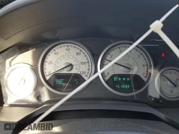 ✅ 2010 Chrysler Town & Country Touring Plus • VIN: 2A4RR8D15AR377021 • Lot: 92682835. Wystawiony na Copart z przebiegiem 151 032 mil. Bezpłatny archiwum sprzedaży aukcyjnych z USA i szczegółowy raport historii pojazdu na DreamBid. Zdjęcie 9.