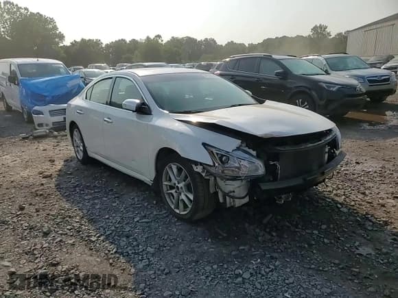 ✅ 2009 Nissan Maxima SV • VIN: 1N4AA51E09C850060 • Lot: 67098735. Wystawiony na Copart z przebiegiem 189 263 mil. Bezpłatny archiwum sprzedaży aukcyjnych z USA i szczegółowy raport historii pojazdu na DreamBid. Zdjęcie 14.