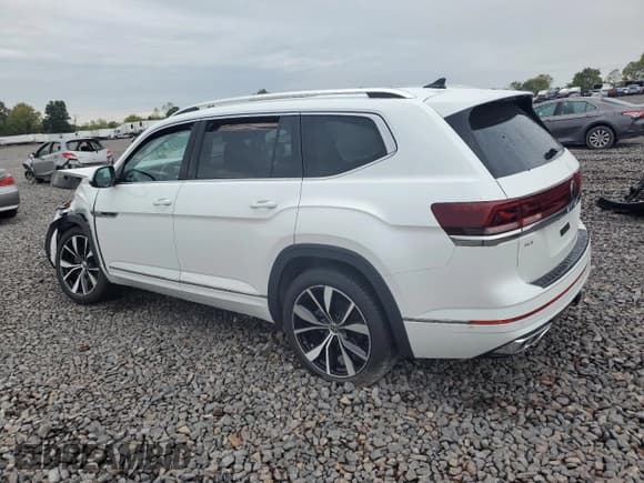 ✅ 2024 Volkswagen Atlas SEL Premium R-Line • VIN: 1V2FR2CA9RC550257 • Lot: 83845235. Wystawiony na Copart z przebiegiem Nie podano. Bezpłatny archiwum sprzedaży aukcyjnych z USA i szczegółowy raport historii pojazdu na DreamBid. Zdjęcie 2.