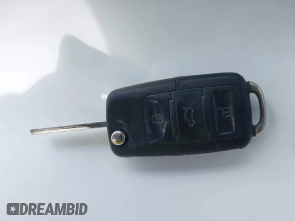 ✅ 2010 Volkswagen Jetta S • VIN: 3VWJZ7AJXAM030791 • Лот: 42759707. Опубликован ранее на IAAI с пробегом 111 475 миль. Бесплатный доступ к архиву аукционных продаж из США и подробный отчёт об истории автомобиля на DreamBid. Изображение 11.