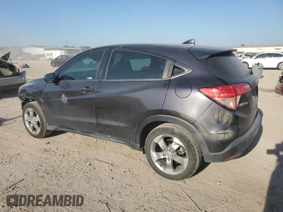 ✅ 2018 Honda HR-V LX • VIN: 3CZRU5H34JM718375 • Lot: 86284065. Listed on Copart with 67,103 mi. Free auction sales archive from the USA and detailed vehicle history report at DreamBid. Image 2.