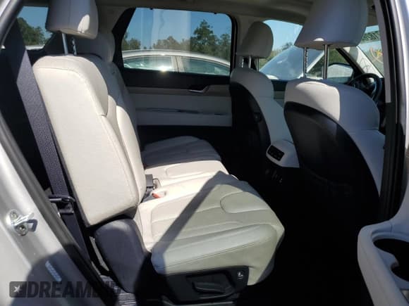 ✅ 2022 Hyundai Palisade SEL • VIN: KM8R44HE3NU380272 • Лот: 73718264. Опубликован ранее на Copart с пробегом 12 021 миль. Бесплатный доступ к архиву аукционных продаж из США и подробный отчёт об истории автомобиля на DreamBid. Изображение 11.