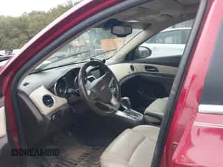 2012 Chevrolet Cruze LTZ z VIN 1G1PH5SC2C7174457, wystawiony jako IAAI lot #43472219 z przebiegiem 240 854 mil mil oraz . Historia ofert i sprzedaży dostępna na DreamBid. Obrazek 5.