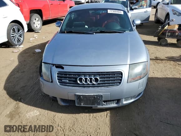 ✅ 2002 Audi TT ALMS Edition • VIN: TRUWT28N121027160 • Lot: 77360484. Listed on Copart with 207,734 mi. Free auction sales archive from the USA and detailed vehicle history report at DreamBid. Image 5.