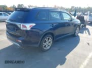 ✅ 2015 Mitsubishi Outlander SE • VIN: JA4AD3A38FZ011913 • Лот: 43655561. Опубликован ранее на IAAI с пробегом 135 227 миль. Бесплатный доступ к архиву аукционных продаж из США и подробный отчёт об истории автомобиля на DreamBid. Изображение 4.
