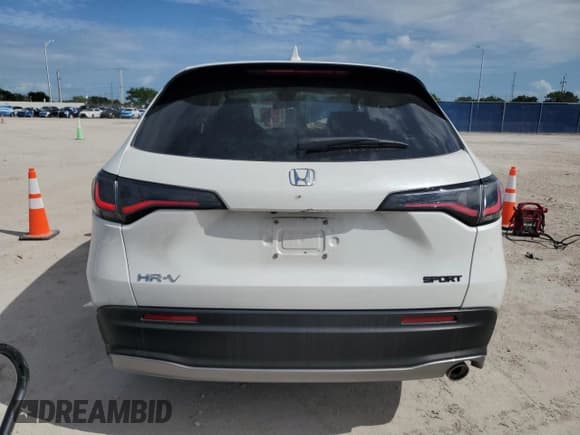 ✅ 2024 Honda HR-V Sport • VIN: 3CZRZ1H58RM700291 • Lot: 91327775. Listed on Copart with 22,040 mi. Free auction sales archive from the USA and detailed vehicle history report at DreamBid. Image 6.