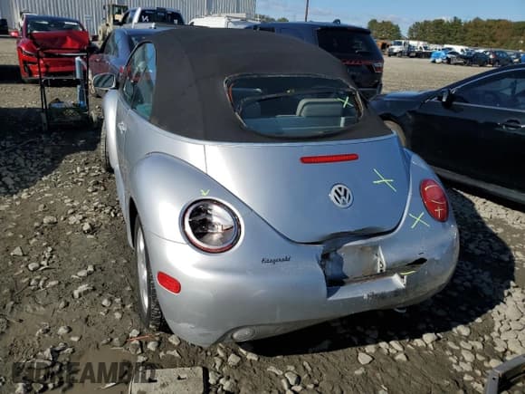 ✅ 2003 Volkswagen Beetle GLS • VIN: 3VWCK21Y53M304074 • Lot: 86681345. Wystawiony na Copart z przebiegiem 95 315 mil. Bezpłatny archiwum sprzedaży aukcyjnych z USA i szczegółowy raport historii pojazdu na DreamBid. Zdjęcie 6.