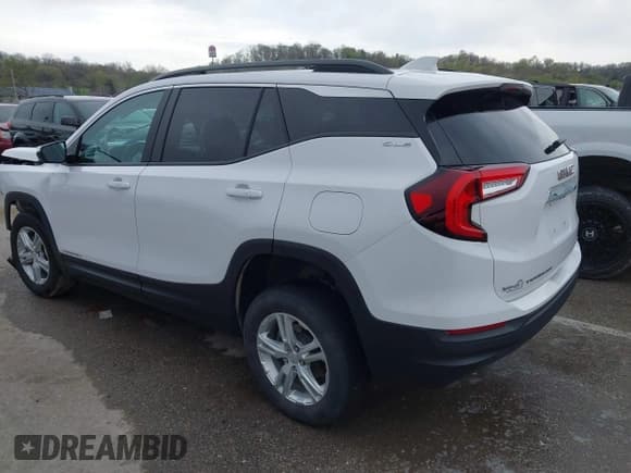 ✅ 2022 GMC Terrain SLE • VIN: 3GKALTEV2NL139045 • Lot: 41974973. Wystawiony na IAAI z przebiegiem 70 053 mil. Bezpłatny archiwum sprzedaży aukcyjnych z USA i szczegółowy raport historii pojazdu na DreamBid. Zdjęcie 3.