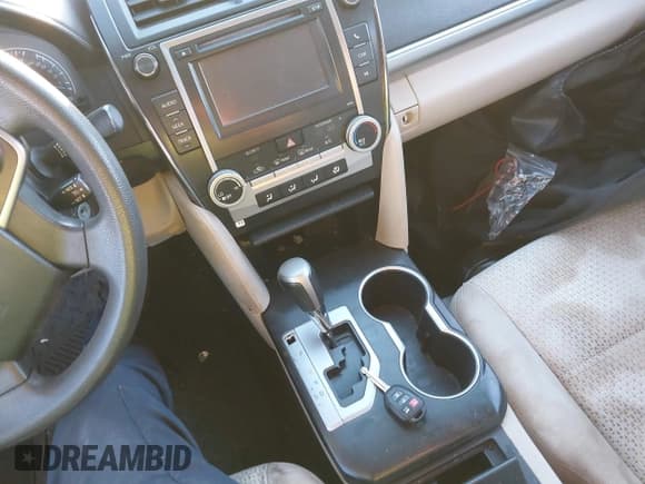 ✅ 2013 Toyota Camry LE • VIN: 4T4BF1FKXDR316527 • Lot: 43547337. Listed on IAAI with 112,101 mi. Free auction sales archive from the USA and detailed vehicle history report at DreamBid. Image 11.