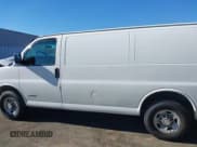 ✅ 2006 Chevrolet Express Cargo • VIN: 1GCGG25V761116941 • Lot: 43585351. Listed on IAAI with 377,432 mi. Free auction sales archive from the USA and detailed vehicle history report at DreamBid. Image 15.