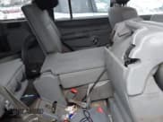 ✅ 2006 Jeep Commander • VIN: 1J8HG48K76C123452 • Lot: 41565231. Listed on IAAI with Not provided. Free auction sales archive from the USA and detailed vehicle history report at DreamBid. Image 8.