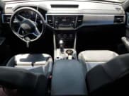 ✅ 2023 Volkswagen Atlas SE • VIN: 1V2LC2CA7PC225270 • Lot: 67971784. Listed on Copart with 21,963 mi. Free auction sales archive from the USA and detailed vehicle history report at DreamBid. Image 8.