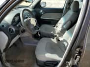 ✅ 2009 Chevrolet HHR LS • VIN: 3GNCA13B49S589371 • Lot: 53853665. Listed on Copart with 190,358 mi. Free auction sales archive from the USA and detailed vehicle history report at DreamBid. Image 7.