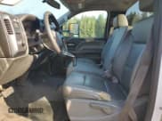 ✅ 2015 Chevrolet Silverado 2500HD Work Truck • VIN: 1GC0CUEG6FZ105103 • Lot: 81688685. Wystawiony na Copart z przebiegiem Nie podano. Bezpłatny archiwum sprzedaży aukcyjnych z USA i szczegółowy raport historii pojazdu na DreamBid. Zdjęcie 7.