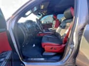 ✅ 2022 Ram 1500 TRX • VIN: 1C6SRFU98NN393094 • Lot: 94516745. Wystawiony na Copart z przebiegiem 50 722 mil. Bezpłatny archiwum sprzedaży aukcyjnych z USA i szczegółowy raport historii pojazdu na DreamBid. Zdjęcie 7.